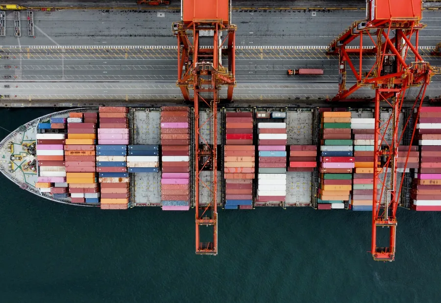 International container ship and logistics terminal